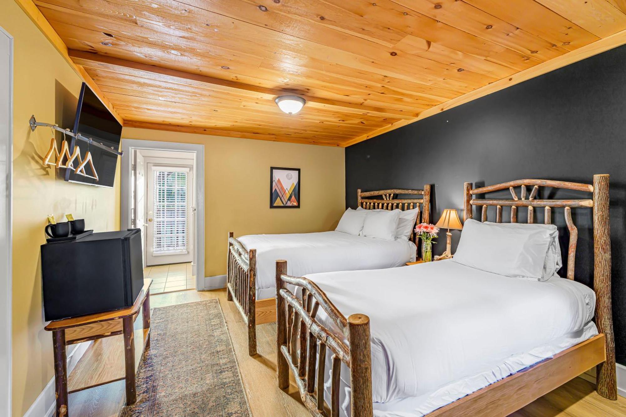 The Alpine Lodge North Creek Extérieur photo